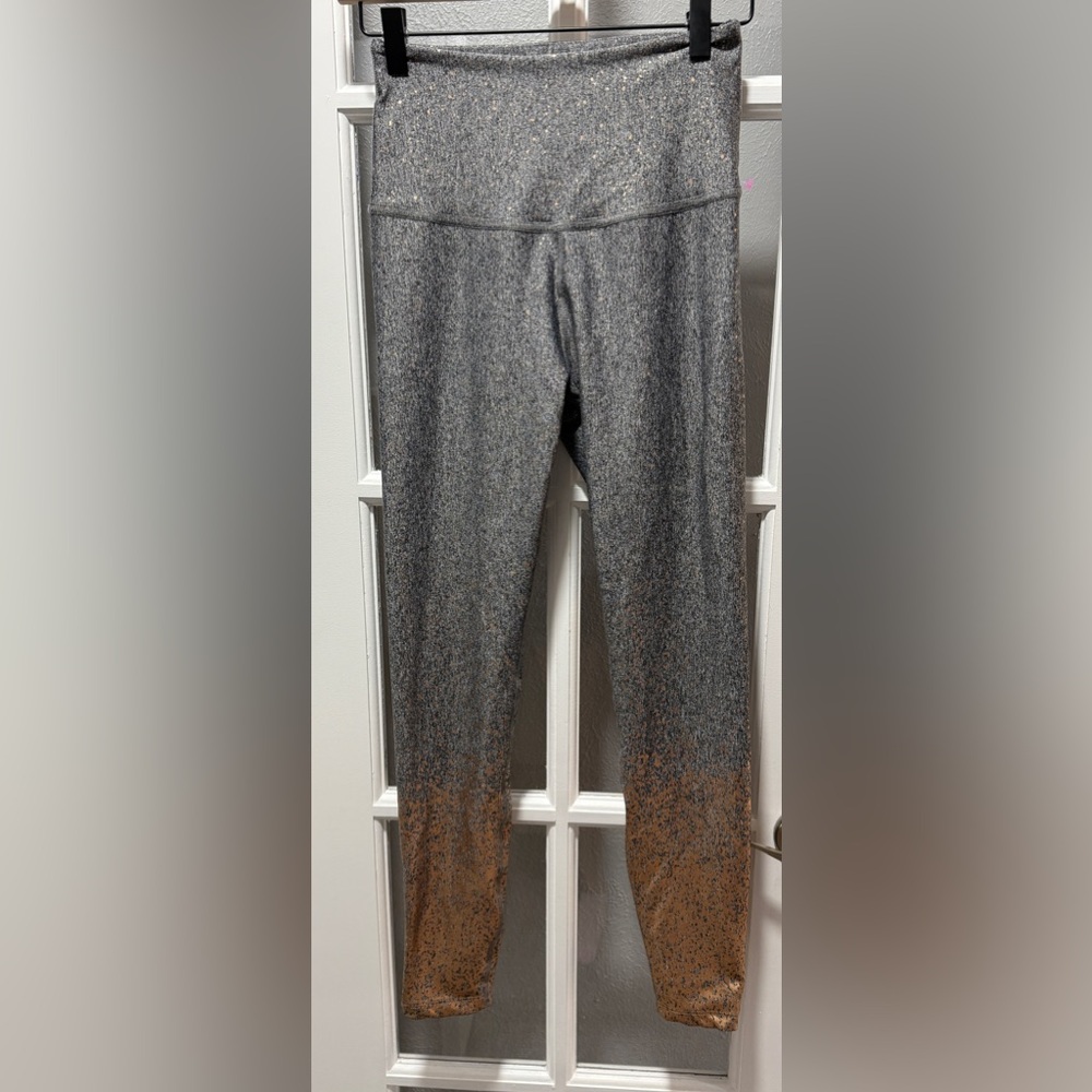 Beyond Yoga Alloy Ombre Sparkle High Waisted Midi Legging - Picture 5 of 14